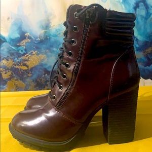 JustFab Pembe Size 8 Boots